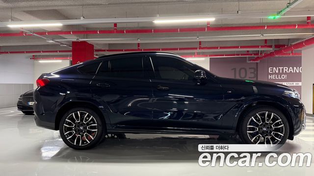 BMW X6 xDrive40i M Sport — пробег 8 757 км — фото 5 из 5
