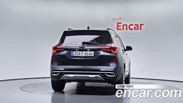 Kia Seltos из Кореи Encar