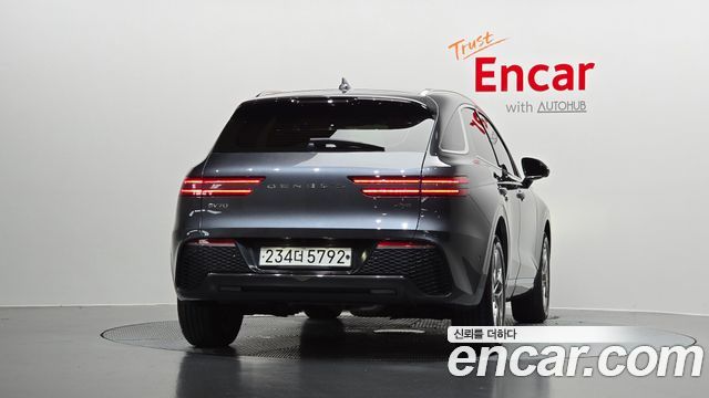 Genesis GV70 из Кореи Encar