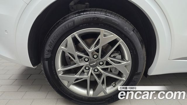 Genesis GV70 из Кореи Encar