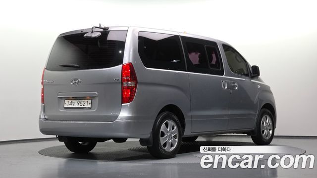 Hyundai Starex 4WD Urban 9-Seater Premium — пробег 226 831 км — фото 2 из 5