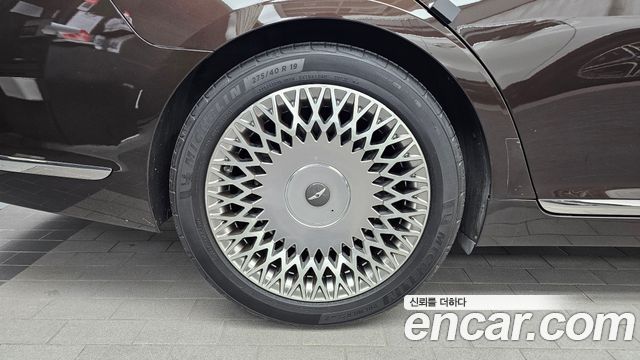 Genesis G90 из Кореи Encar