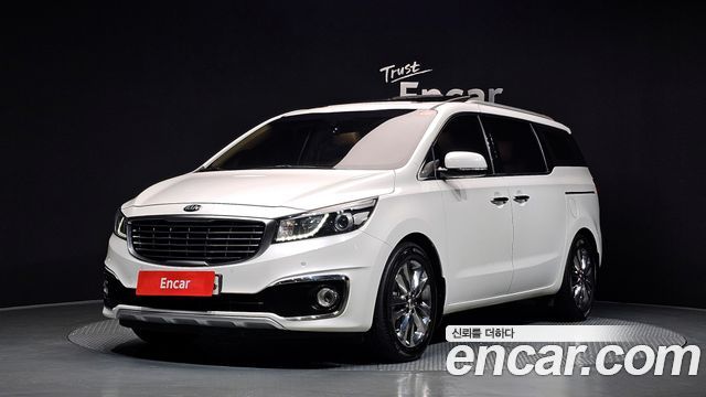 Kia Carnival 7-seater Limousine President — пробег 91 011 км — фото 1 из 5