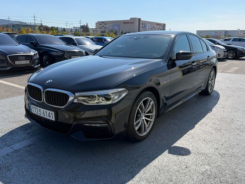 BMW 5-Series 520d xDrive M Sport Package Plus — пробег 115 107 км — фото 1 из 5