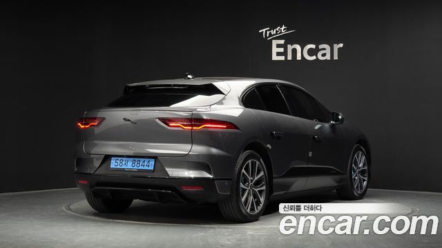 Jaguar I-PACE EV400 First Edition — пробег 56 659 км — фото 2 из 5