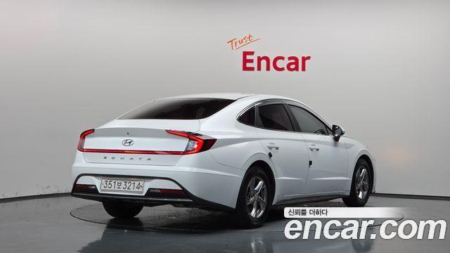 Hyundai Sonata 2.0 Smart — пробег 125 371 км — фото 2 из 5