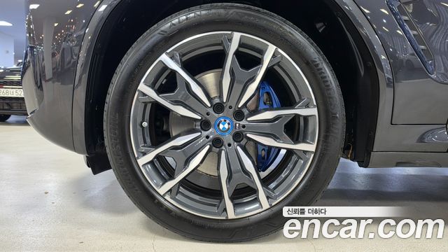 BMW X3 xDrive 30e M Sport — пробег 45 347 км — фото 5 из 5