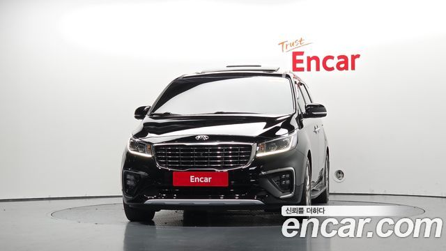 Kia Carnival 9-Seater Noblesse Special — пробег 120 178 км — фото 3 из 5