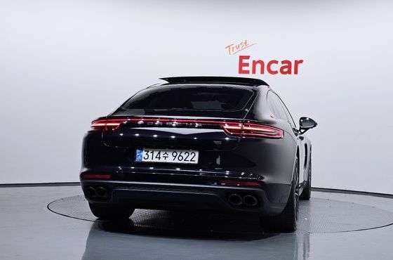 Porsche Panamera 3.0 AWD — пробег 99 192 км — фото 4 из 5