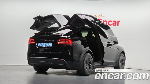 Tesla Model X AWD — пробег 6 194 км — фото 2 из 5