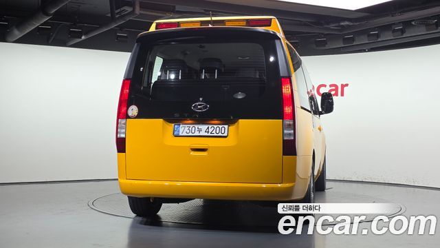 Hyundai Staria из Кореи Encar