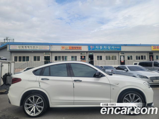 BMW X4 M40i — пробег 61 373 км — фото 4 из 5