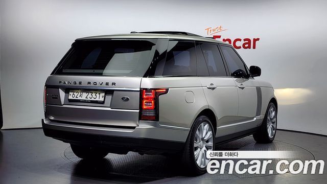 Land Rover Range Rover 4.4 SDV8 Vogue SE DIESEL — пробег 123 195 км — фото 2 из 5