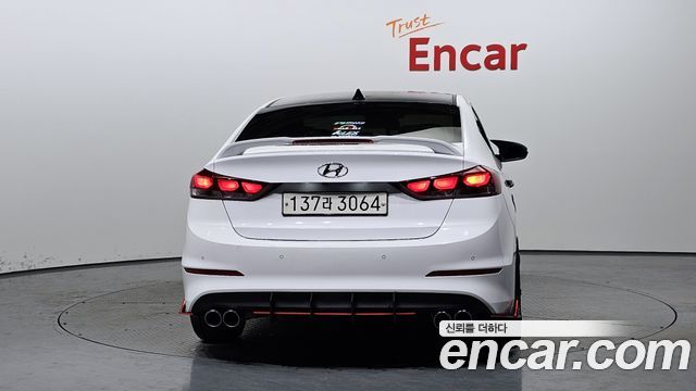 Hyundai AVANTE из Кореи Encar