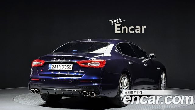 Maserati Quattroporte из Кореи Encar