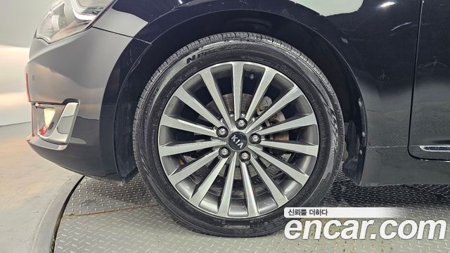 Kia K7 из Кореи Encar