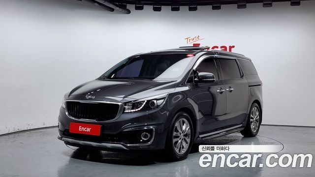 Kia Carnival Gasoline 9-seater Noblesse — пробег 180 952 км — фото 1 из 5
