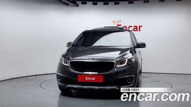 Kia Carnival Gasoline 9-seater Noblesse — пробег 180 952 км — фото 3 из 5