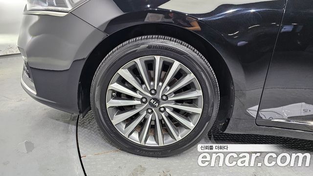 Kia K7 из Кореи Encar
