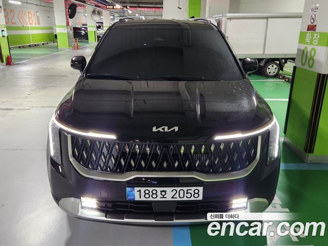 Kia Carnival HEV 9 seater Prestige — пробег 2 200 км — фото 1 из 5