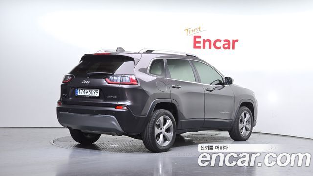 Jeep Cherokee из Кореи Encar