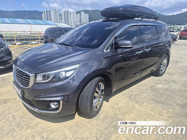 Kia Carnival из Кореи Encar