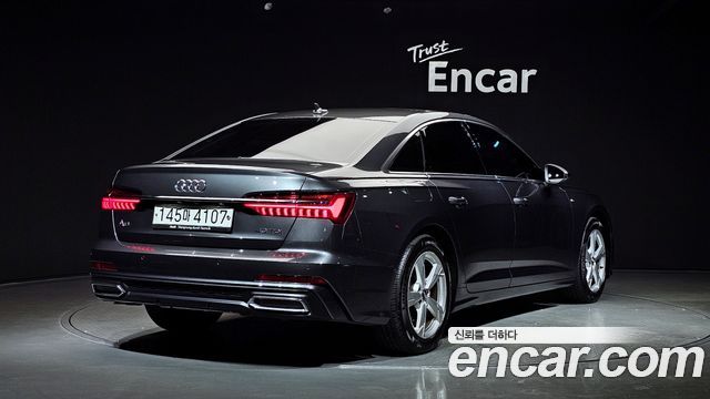 Audi A6 40 TDI — пробег 76 567 км — фото 2 из 5