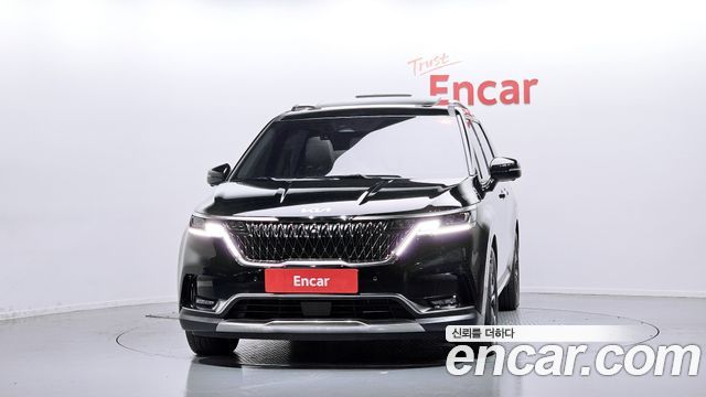 Kia Carnival 9-Seater Signature — пробег 71 362 км — фото 3 из 5
