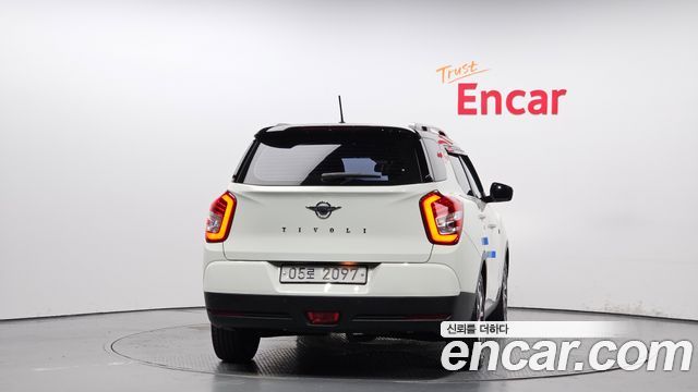 Ssangyong TIBOLI из Кореи Encar