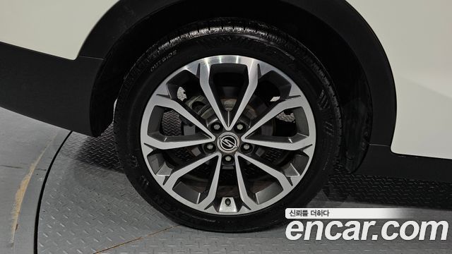 Ssangyong TIBOLI из Кореи Encar