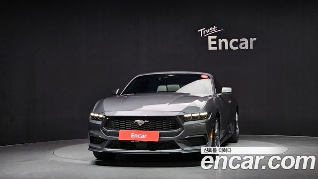 Ford Mustang 2.3 Ecoboost Premium Convertible — пробег 3 803 км — фото 3 из 5