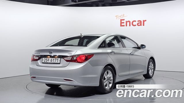 Hyundai Sonata LPI Premier — пробег 190 480 км — фото 2 из 5