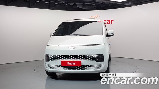 Hyundai Staria Tourer 9-Seater Modern — пробег 63 674 км — фото 3 из 5