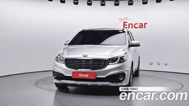 Kia Carnival 9-seater Luxury — пробег 148 360 км — фото 3 из 5