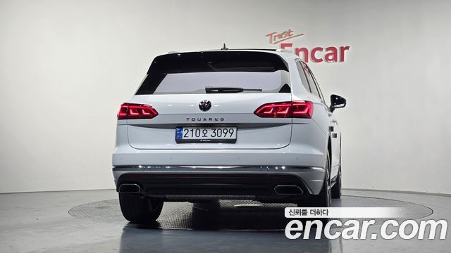 Volkswagen Touareg из Кореи Encar