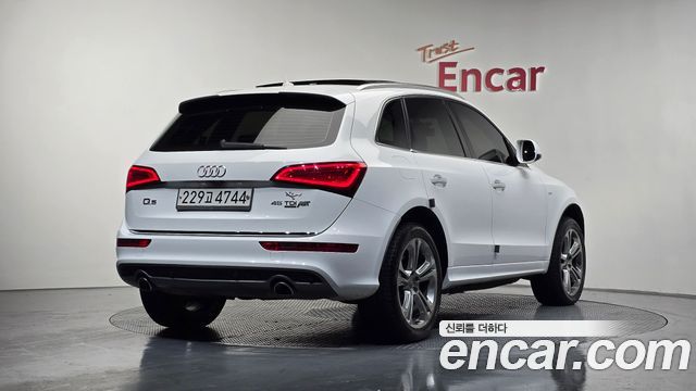 Audi Q5 45 TDI Quattro Dynamic 8R — пробег 156 247 км — фото 2 из 5