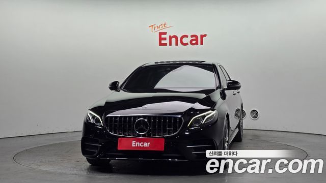 Mercedes-Benz E-Class E300 4MATIC AMG Line — пробег 75 539 км — фото 3 из 5