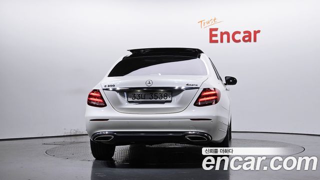 Mercedes-Benz E-Class E300 4MATIC EX Intelligent Drive — пробег 54 340 км — фото 4 из 5