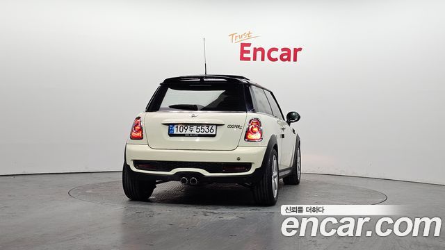 Mini Cooper из Кореи Encar