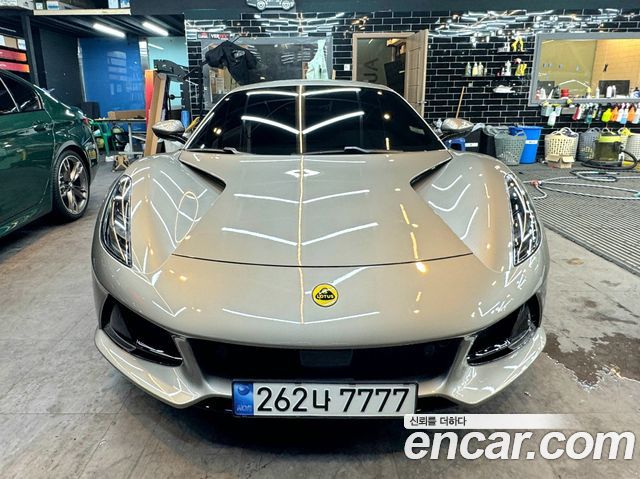 Lotus Emira 2.0 — пробег 4 000 км — фото 3 из 5
