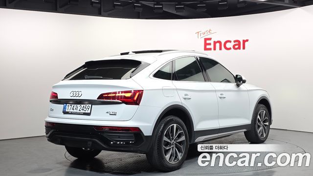 Audi Q5 40 TDI Quattro Sportback — пробег 63 953 км — фото 2 из 5