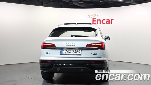 Audi Q5 40 TDI Quattro Sportback — пробег 63 953 км — фото 4 из 5