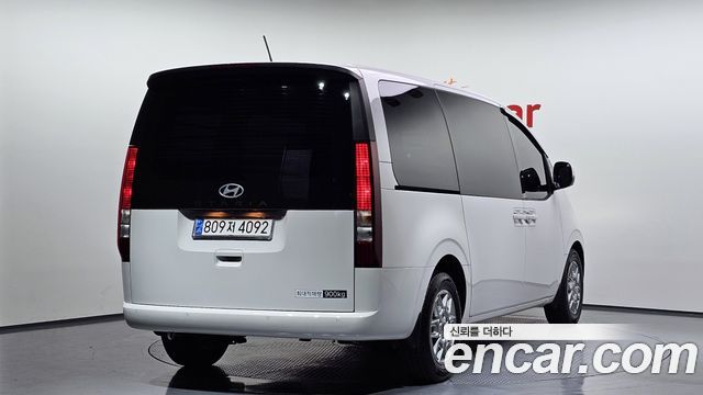 Hyundai Staria из Кореи Encar