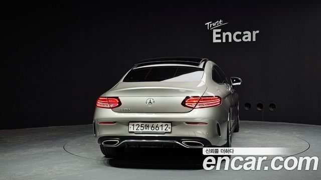 Mercedes-Benz C-Class из Кореи Encar