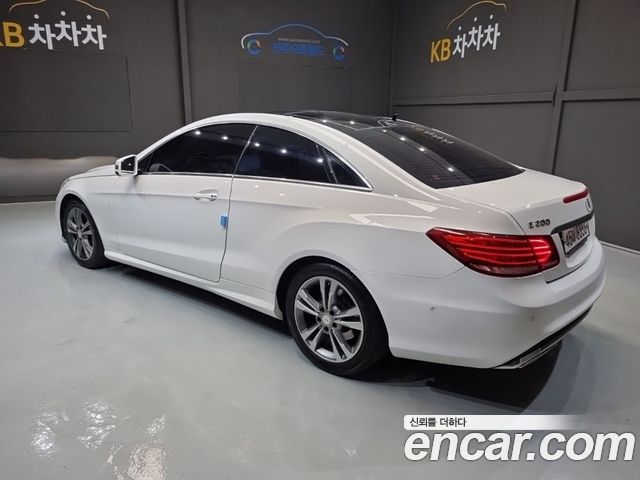 Mercedes-Benz E-Class из Кореи Encar