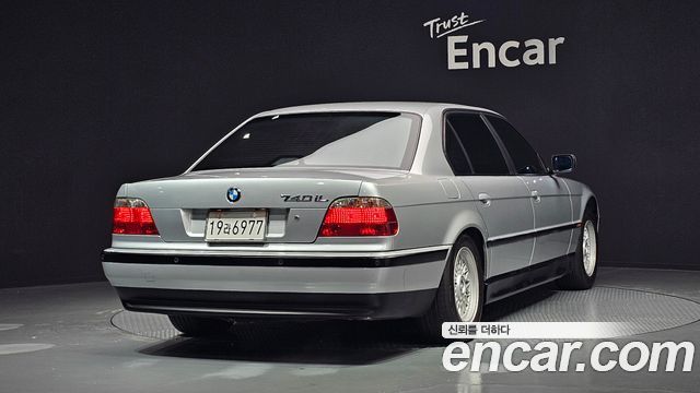 BMW 7-Series из Кореи Encar
