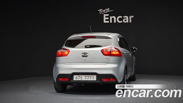 Kia pride 1.6 GDI Hatchback Prestige — пробег 83 383 км — фото 4 из 5