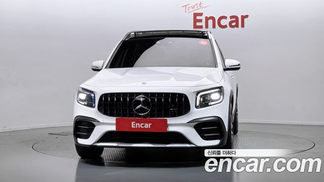 Mercedes-Benz GLB-Class AMG GLB35 4MATIC — пробег 24 740 км — фото 3 из 5