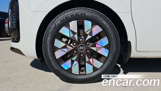 Hyundai Staria из Кореи Encar