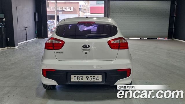 Kia pride из Кореи Encar